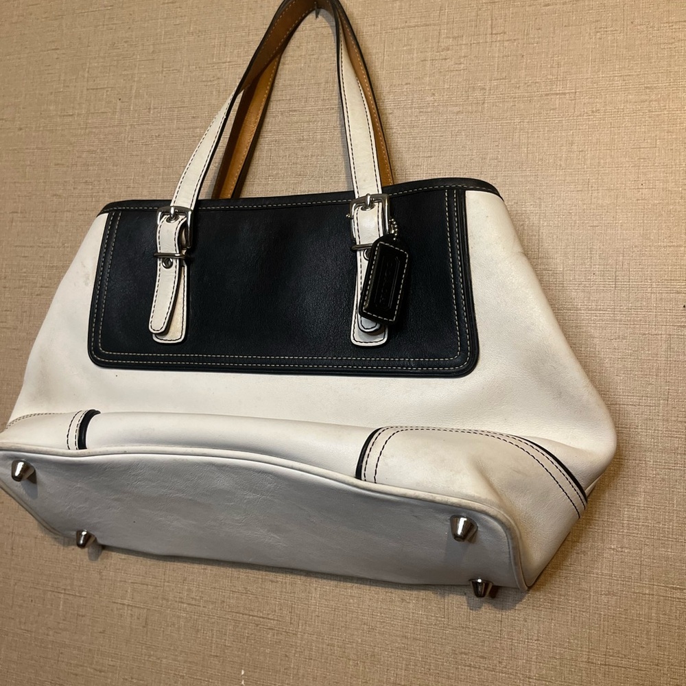 Coach Two-Tone Black and White Shoulder Bag y2k Vintage